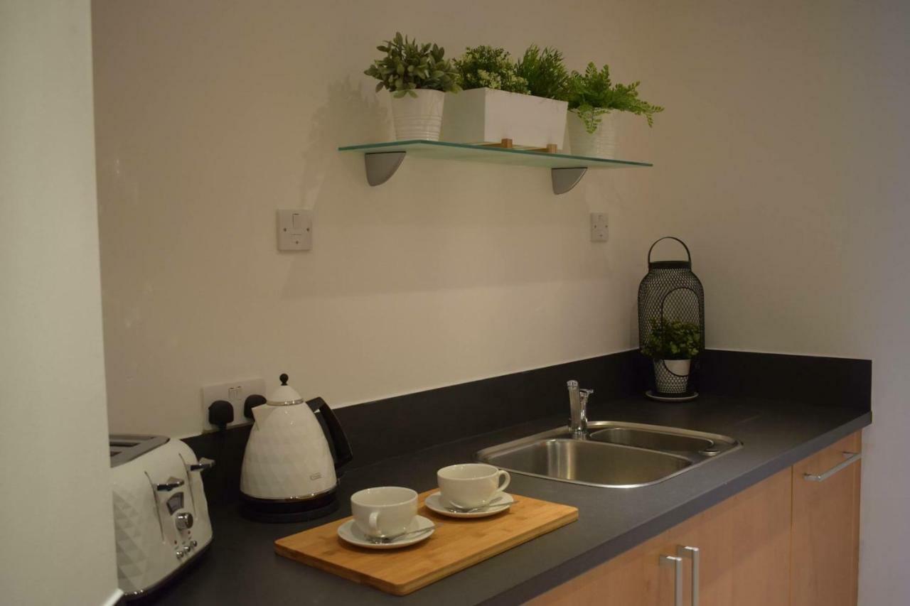 Luxury 2 Bed Apartment Witney Dış mekan fotoğraf