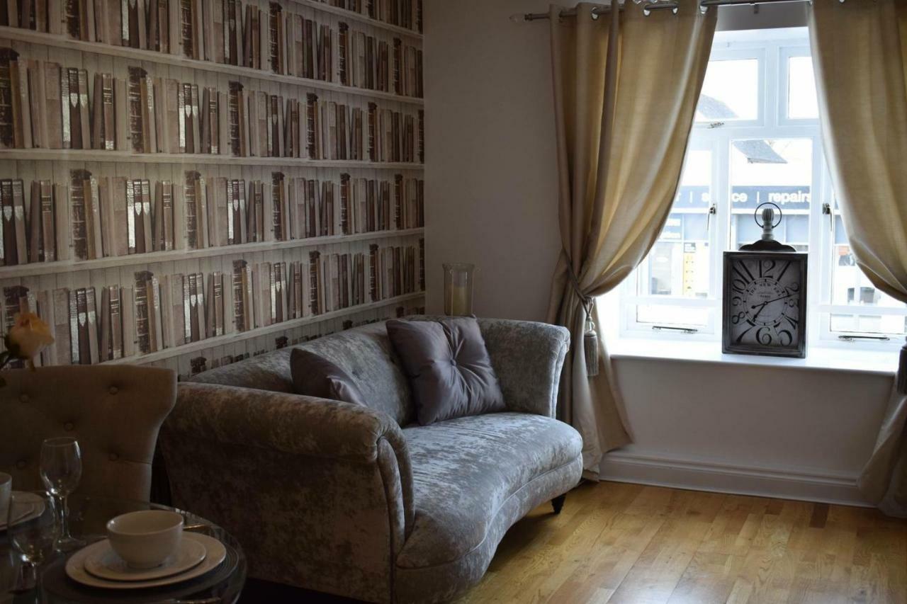 Luxury 2 Bed Apartment Witney Dış mekan fotoğraf