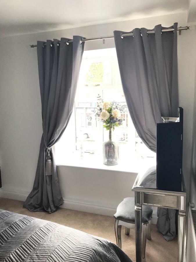 Luxury 2 Bed Apartment Witney Dış mekan fotoğraf